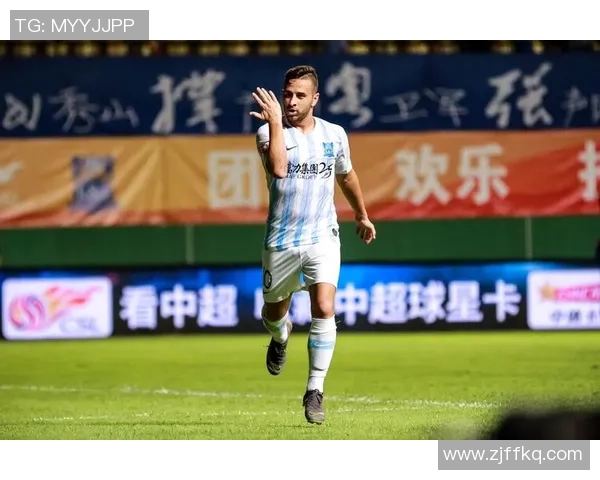 足球明星帅气瞬间图片集锦展现他们的风采与魅力让你一睹为快