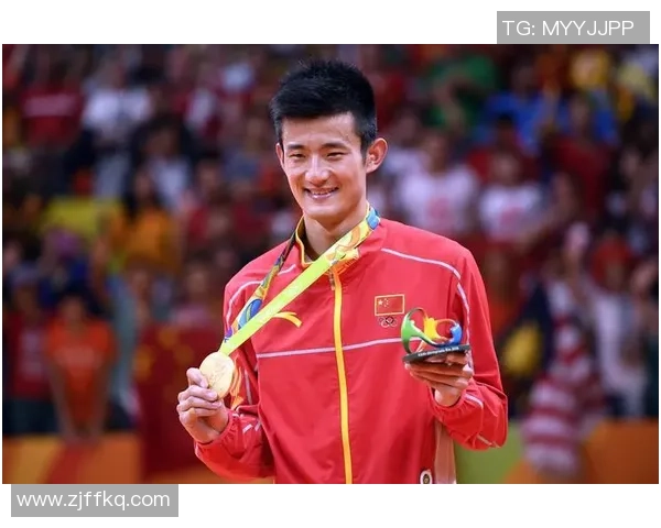 杭州羽毛球队以98分稳居锦标赛积分榜首位争夺冠军势头强劲